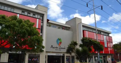 CENTRO COMERCIAL PUERTA GRANDE SAN JOSE LA PEPITA CENTRO COMERCIAL PUERTA GRANDE SAN JOSE LA PEPITA
